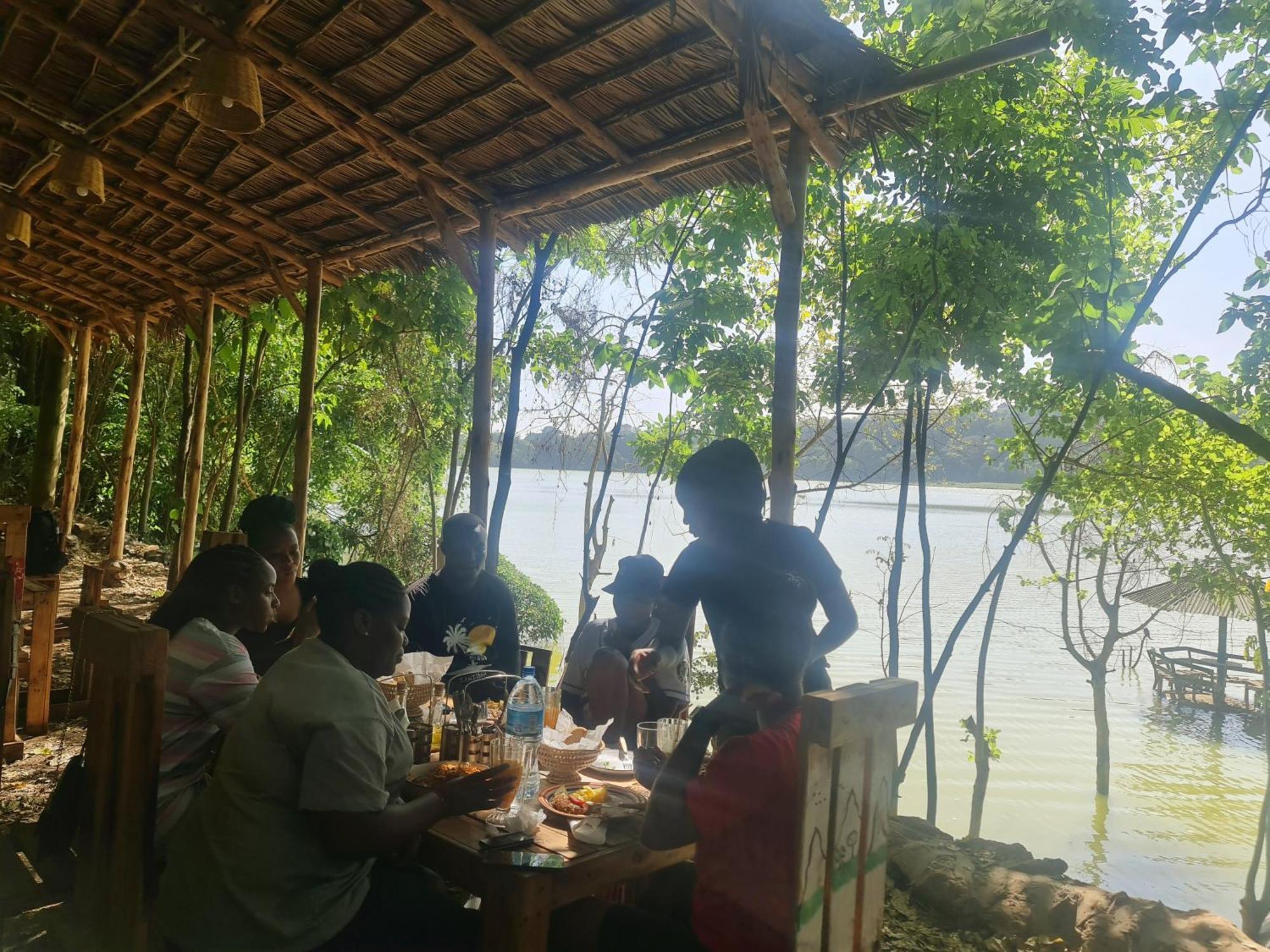 Holiday Cottage By The River, Arusha Exteriör bild
