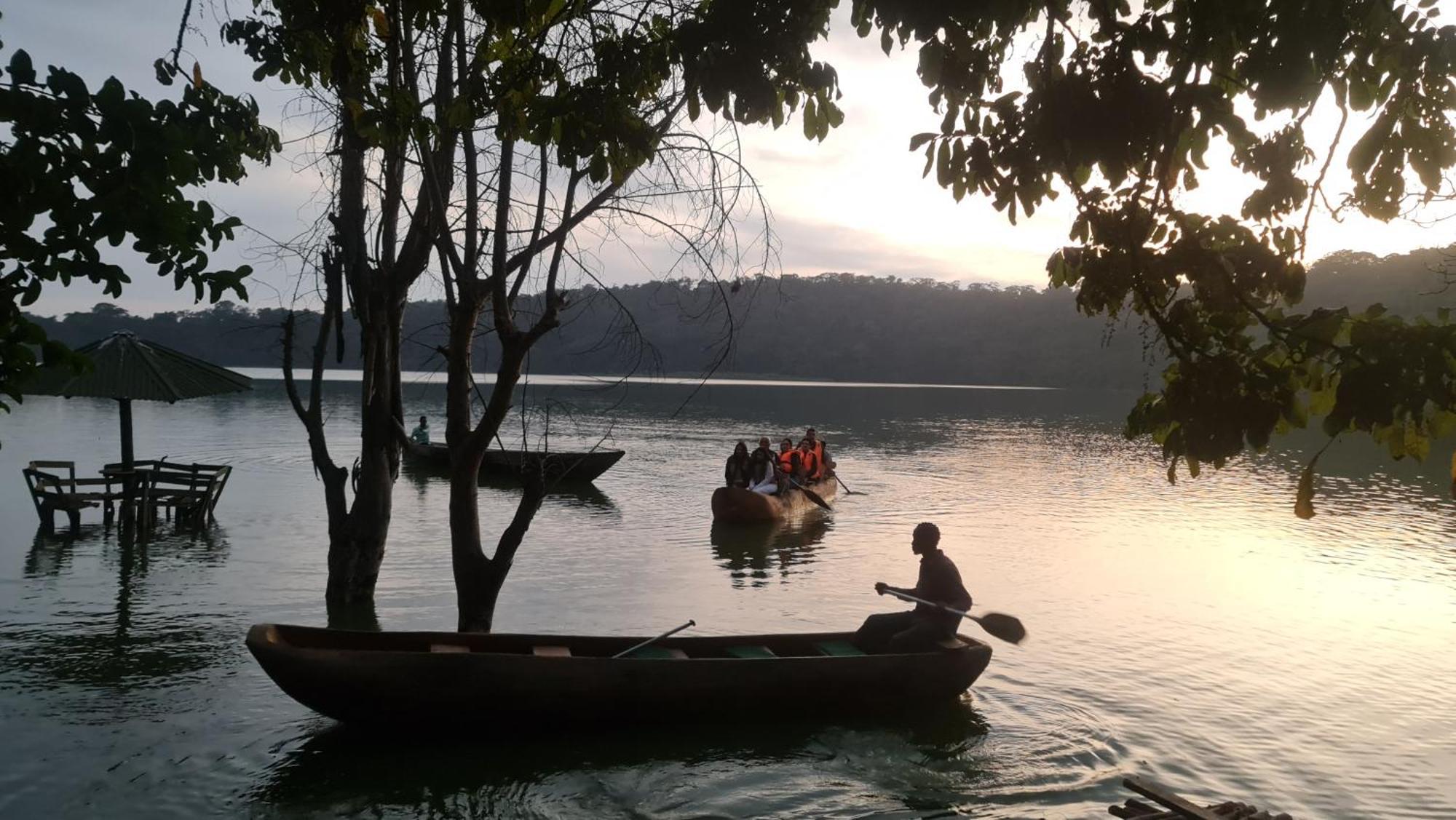 Holiday Cottage By The River, Arusha Exteriör bild